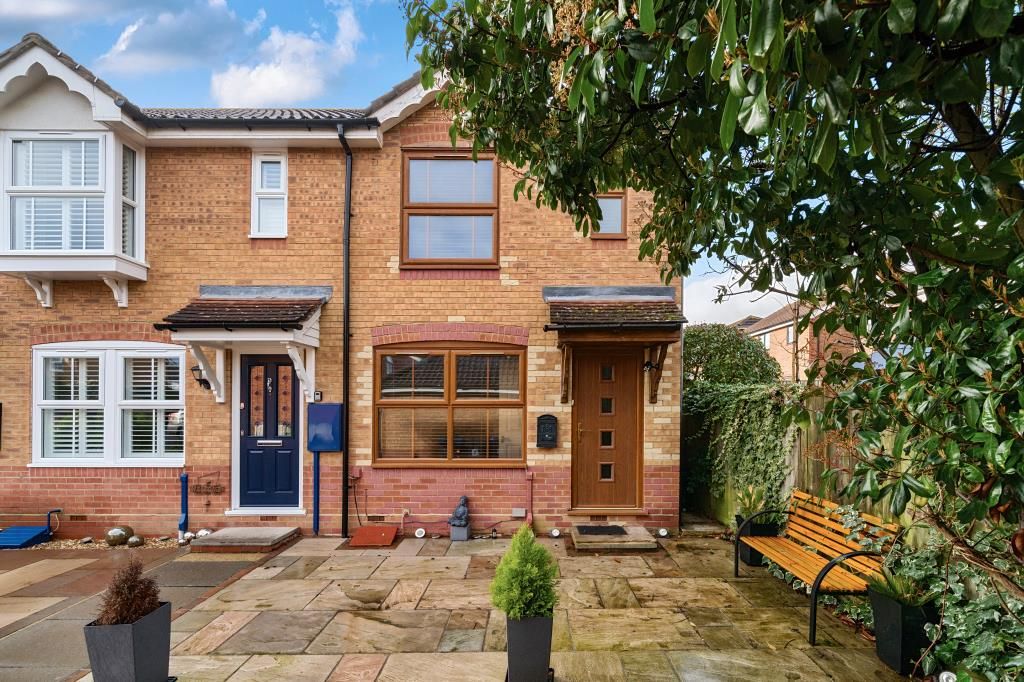 Property photo 1 of 18 External View