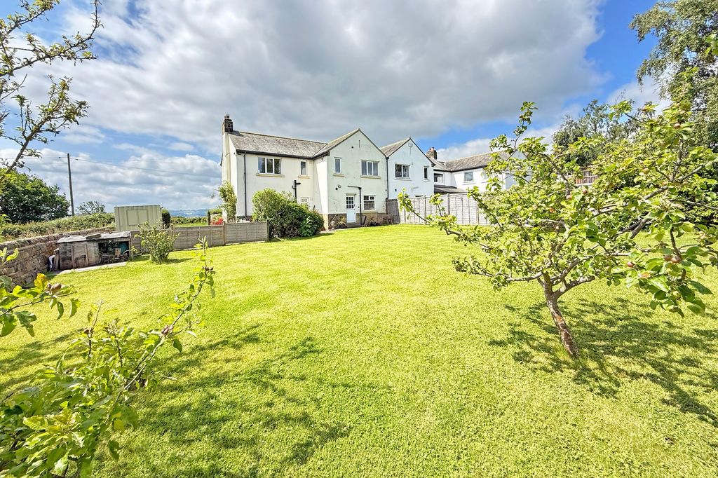 Property photo 3 of 23