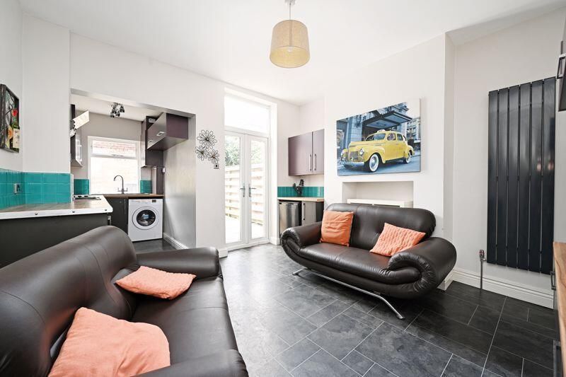 Property photo 3 of 14 Open Plan