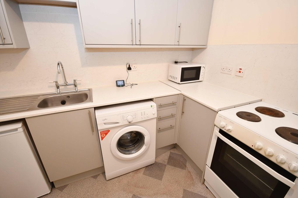 Property photo 1 of 6 Photo