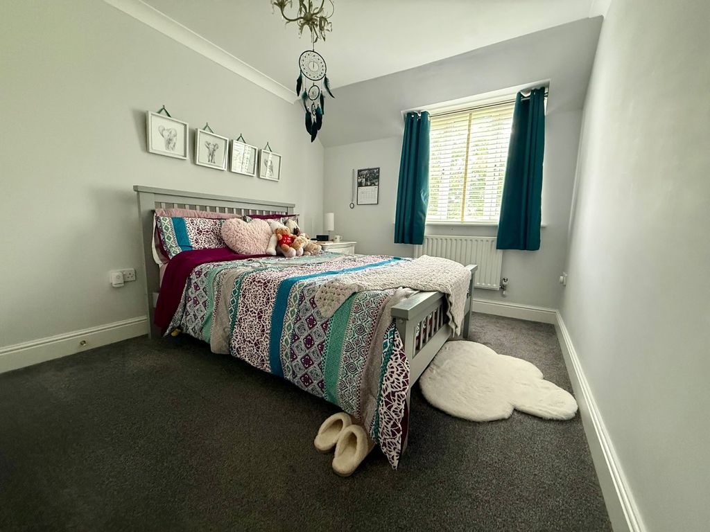 Property photo 3 of 11 Picture No. 39