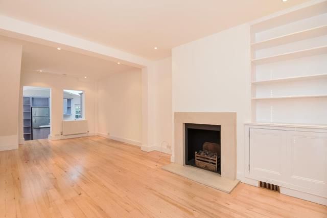 Property photo 2 of 12 Internal View