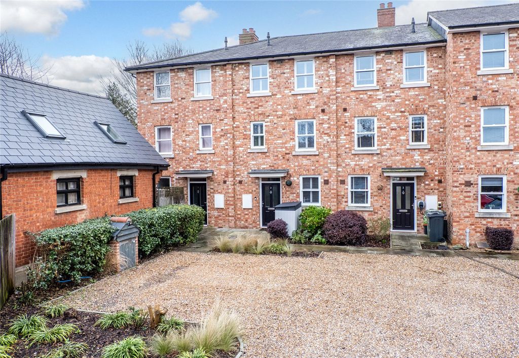 Property photo 1 of 36 Picture 1