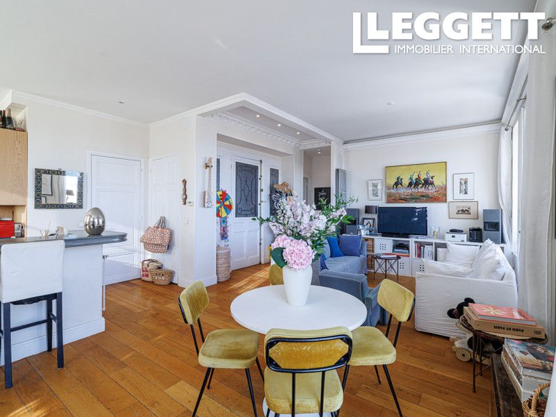 Property photo 3 of 10