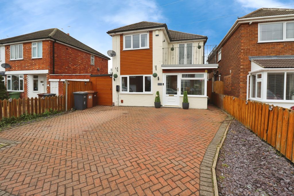 Property photo 1 of 23