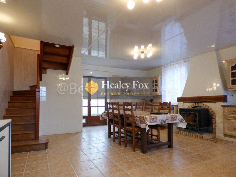 Property photo 2 of 17