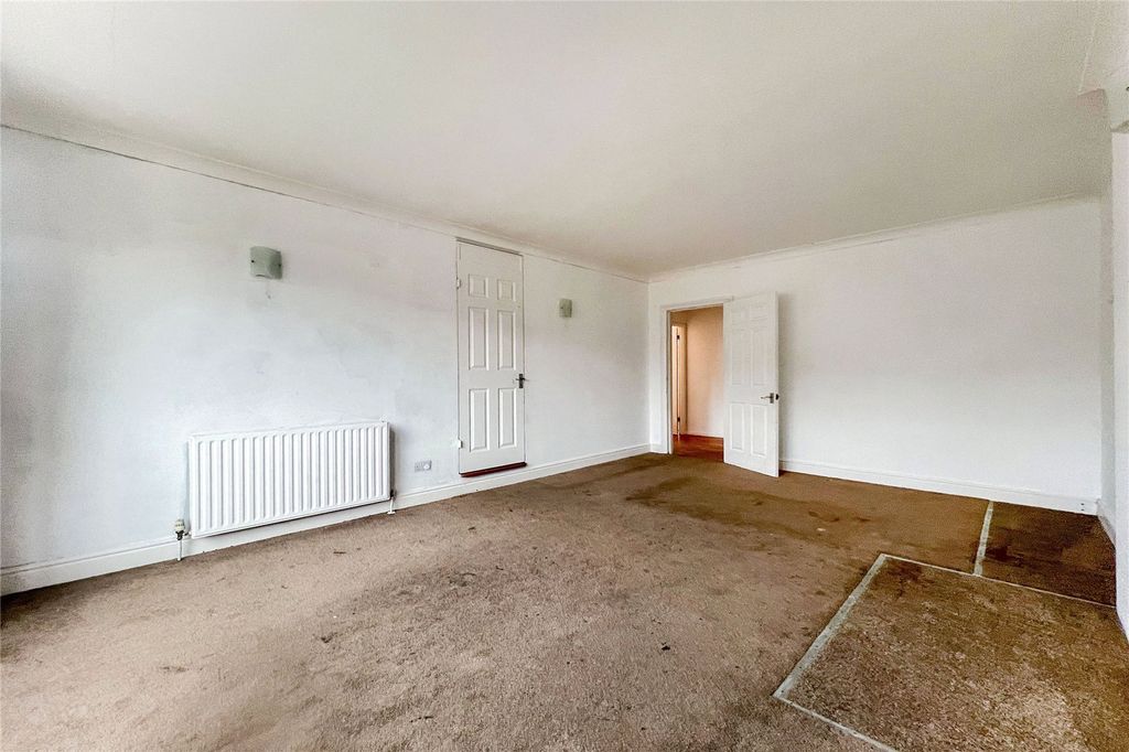 Property photo 3 of 14 Picture No. 10