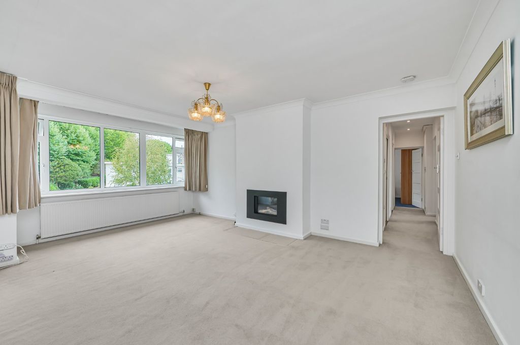Property photo 2 of 10 Reception Room