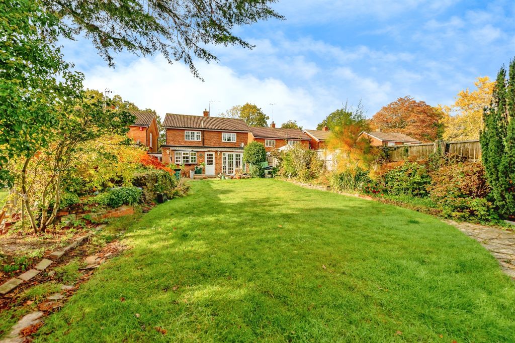 Property photo 2 of 17