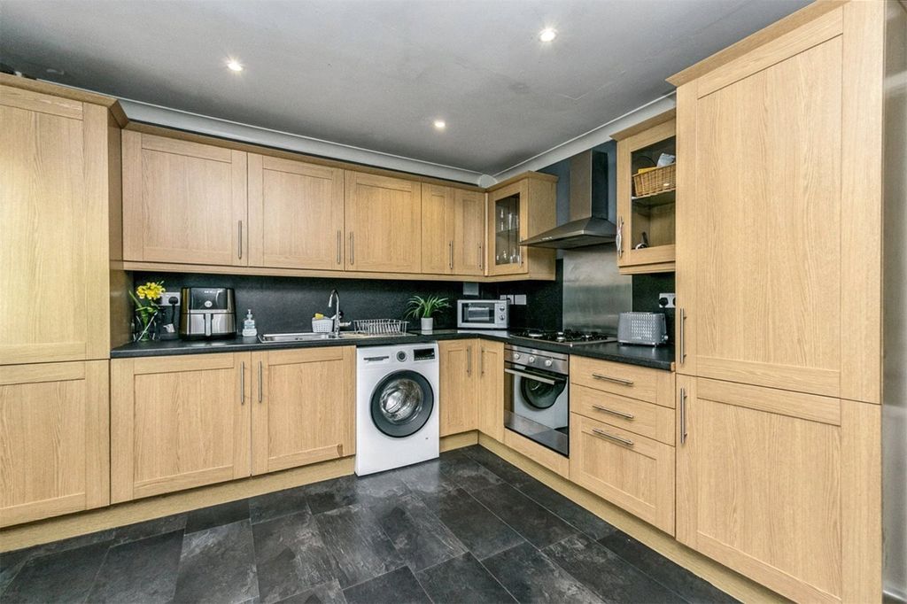 Property photo 3 of 26 Picture No. 54