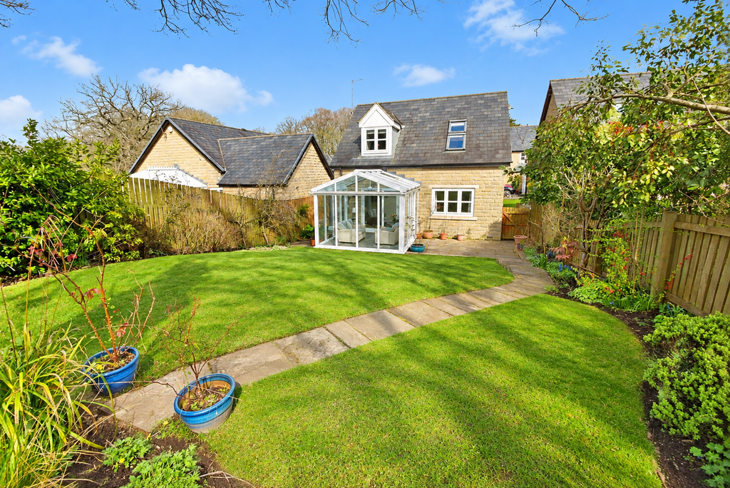 Property photo 1 of 17 Fab377A0-063F-49Fc-Ac61-0d37E3d4E06c