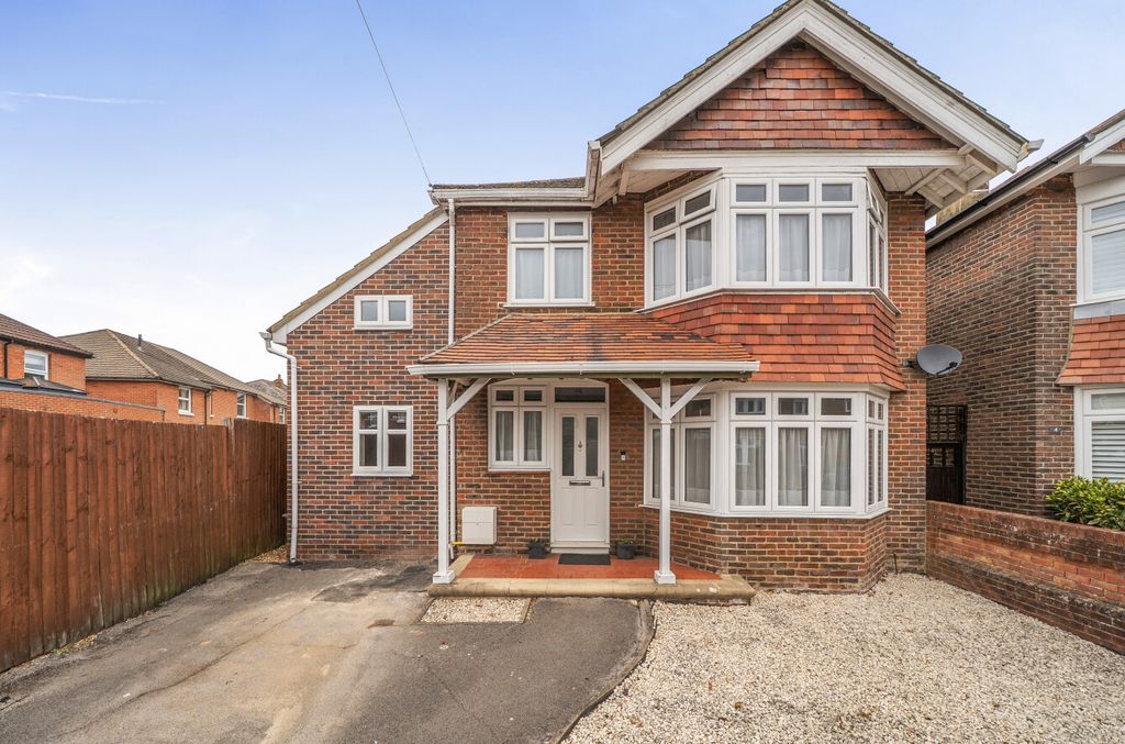 Property photo 1 of 13 1-6A98F3831130F-1...