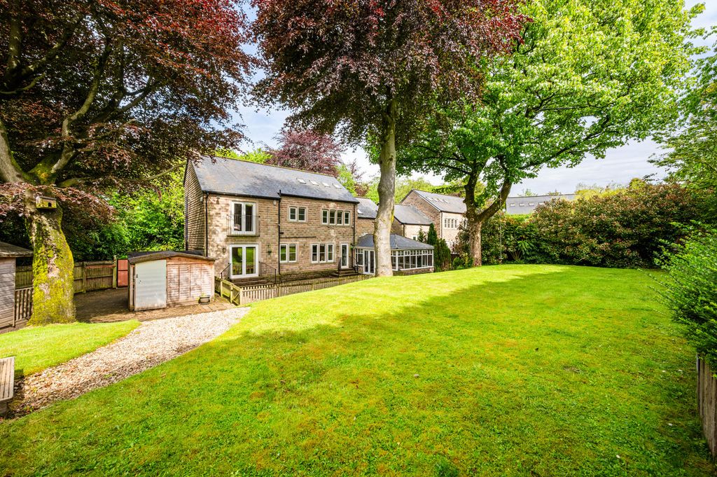 Property photo 1 of 50