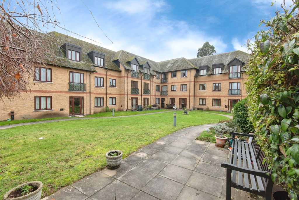 Property photo 1 of 16 Pbox-Img.Jpg