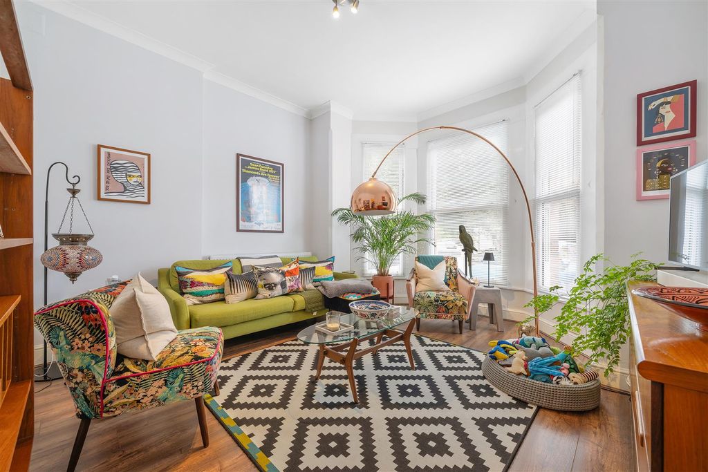 Property photo 1 of 11 Croydon Road-10.Jpg