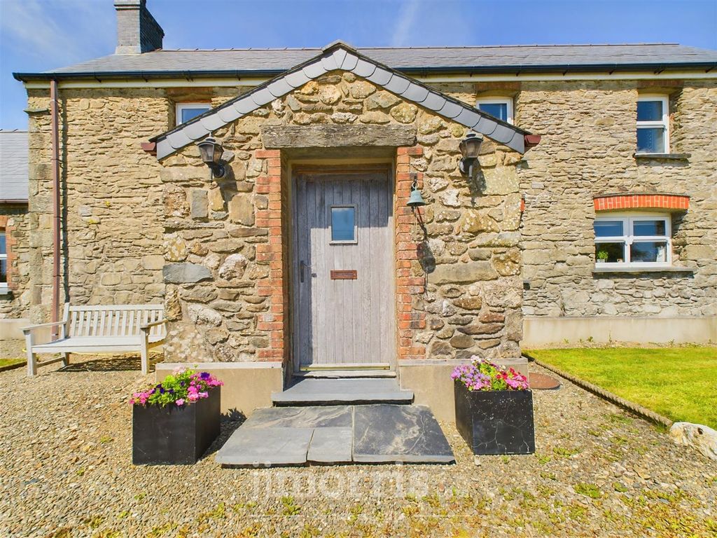 Property photo 3 of 41 Cam02122G0-Pr0142-Still003.Jpg