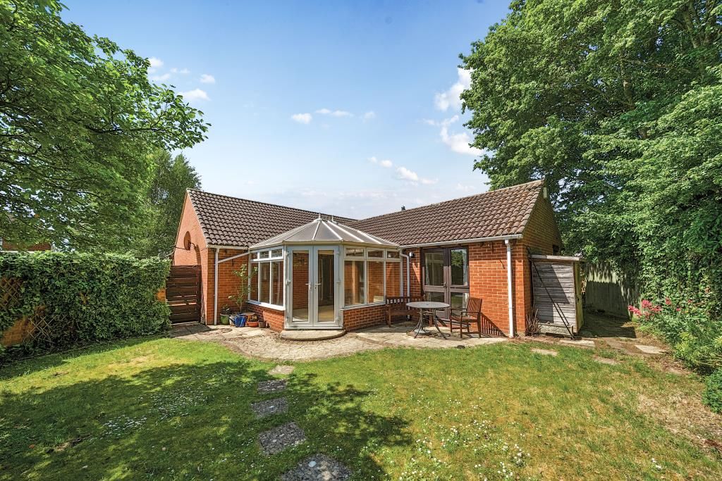 Property photo 1 of 19 External View