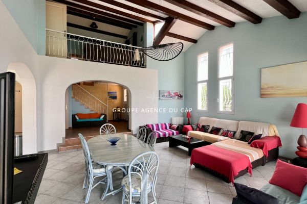 Property photo 3 of 7