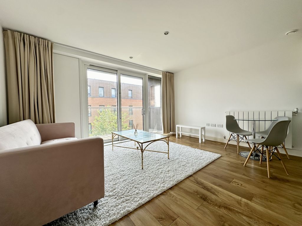 Property photo 2 of 8 Reception Room