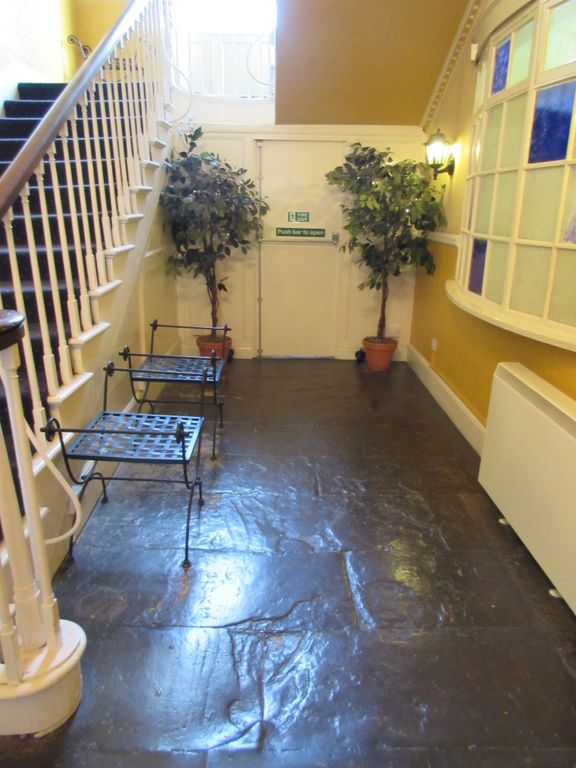 Property photo 3 of 3