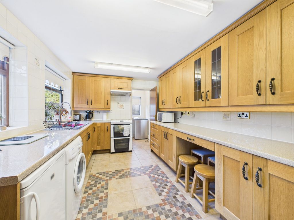 Property photo 2 of 12 4363487