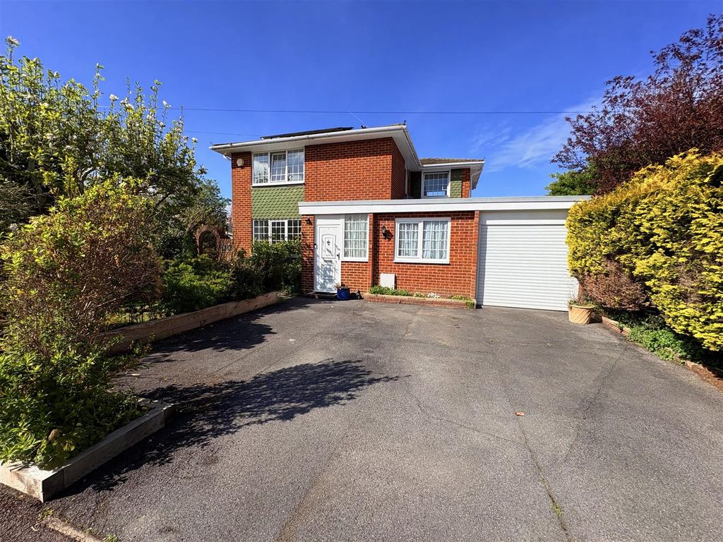 Property photo 2 of 18 Img_5243.Jpeg