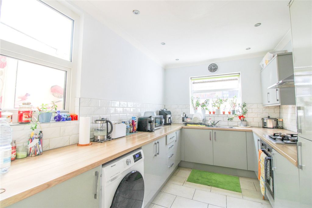 Property photo 2 of 10 Picture No. 07