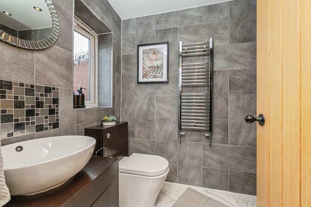 Additional image 9 of 3 bed detached house for saleFairfield Road, Heckmondwike WF16
