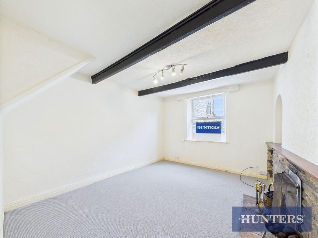 Property photo 2 of 10 Cam05333G0-Pr0135-Still001.Jpg