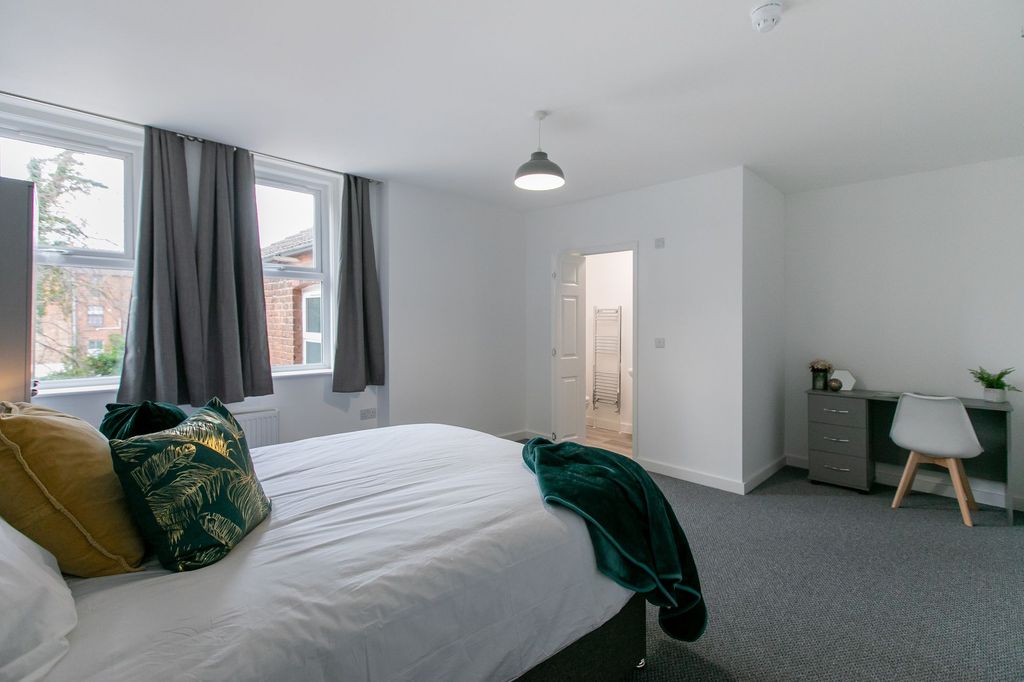 Property photo 2 of 6 Photo 2