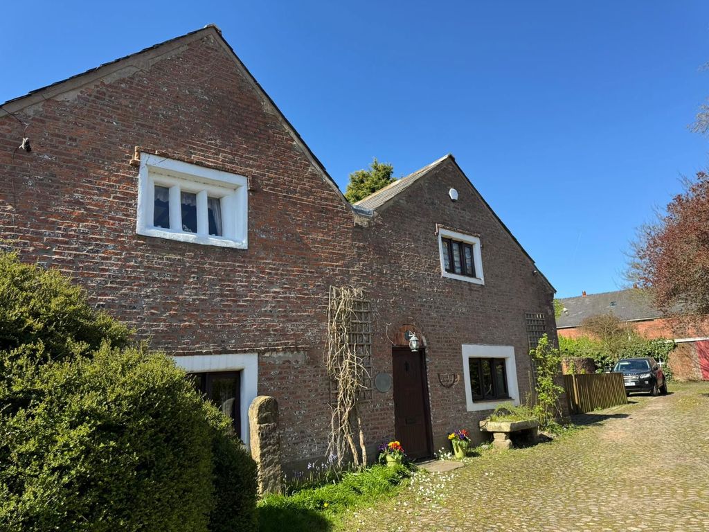 Property photo 1 of 48