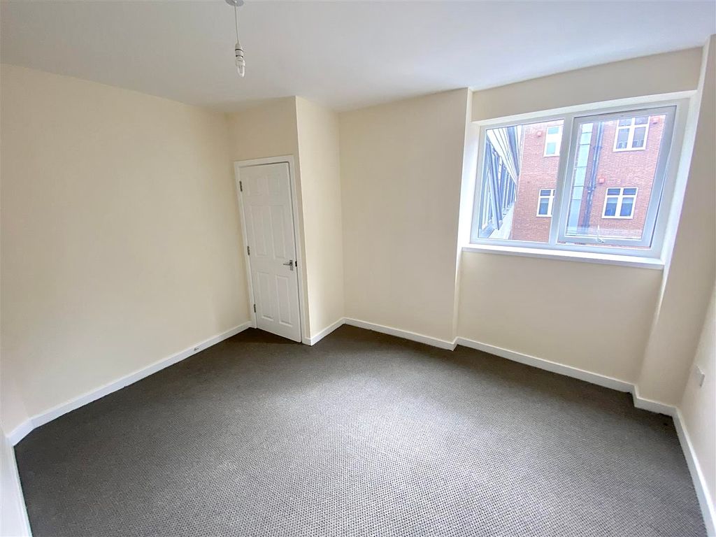 Property photo 3 of 4
