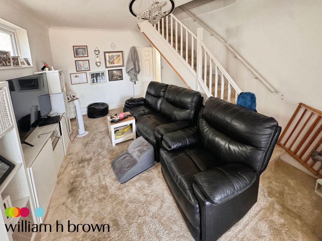 Property photo 2 of 12 View