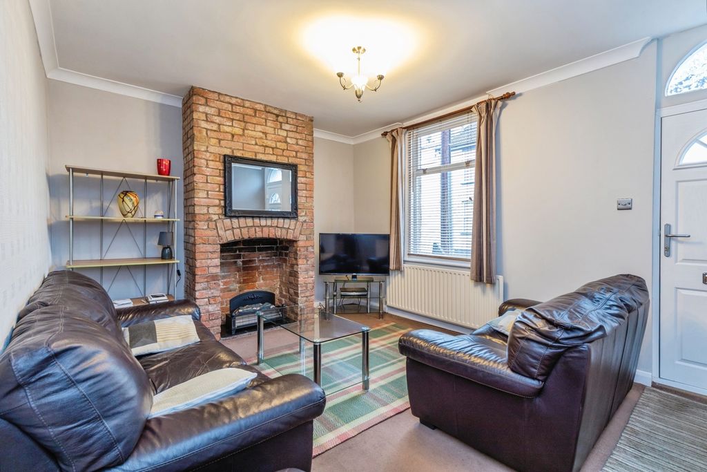 Property photo 2 of 13 Pbox-Img.Jpg