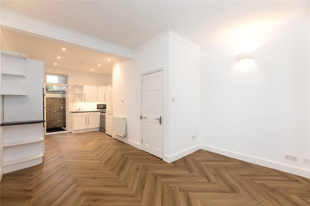 Property photo 1 of 6 Picture No. 04