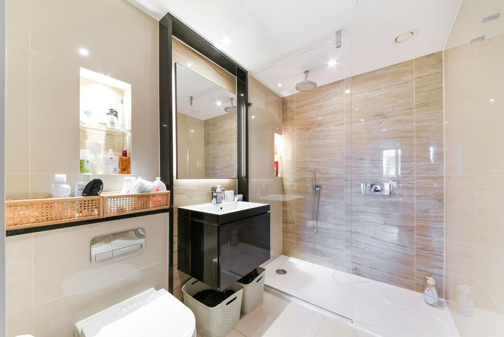 Property photo 2 of 2