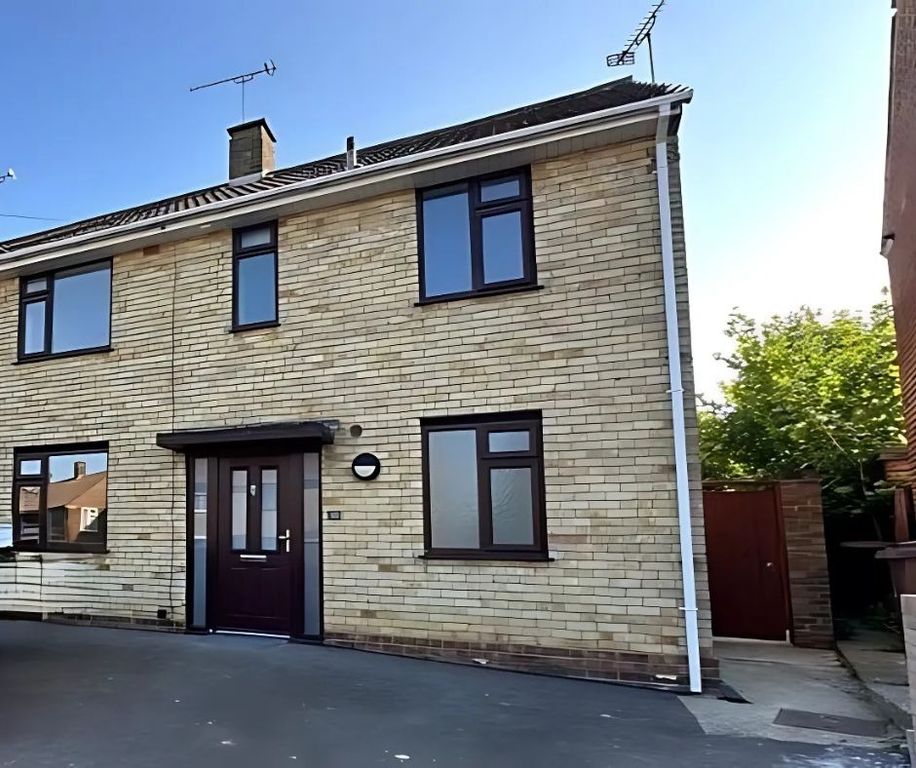 Property photo 1 of 13 1949352