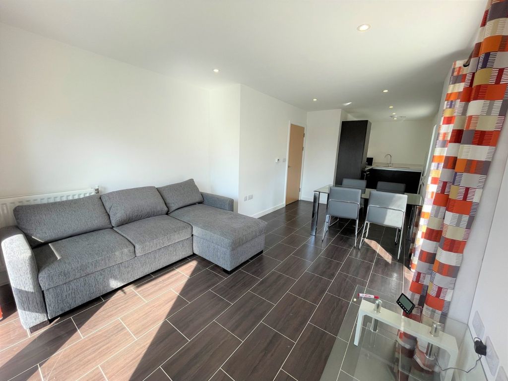 Property photo 3 of 9 Picture No. 04