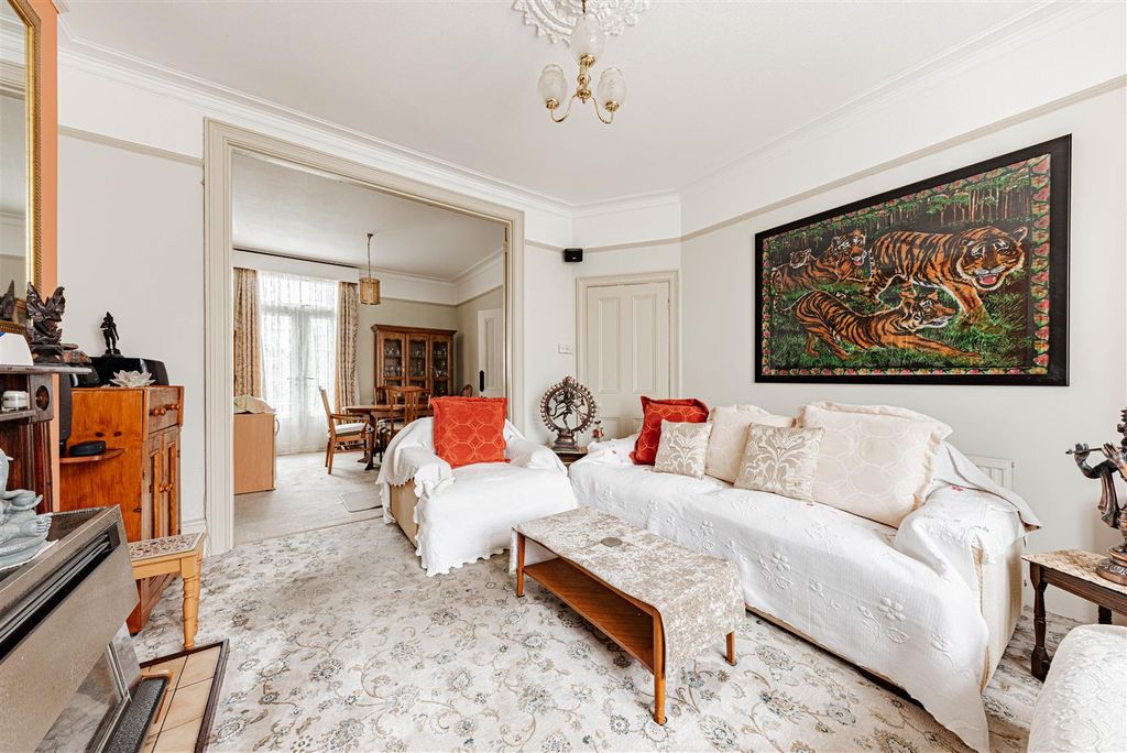 Property photo 3 of 37 L J Imaging-24.Jpg