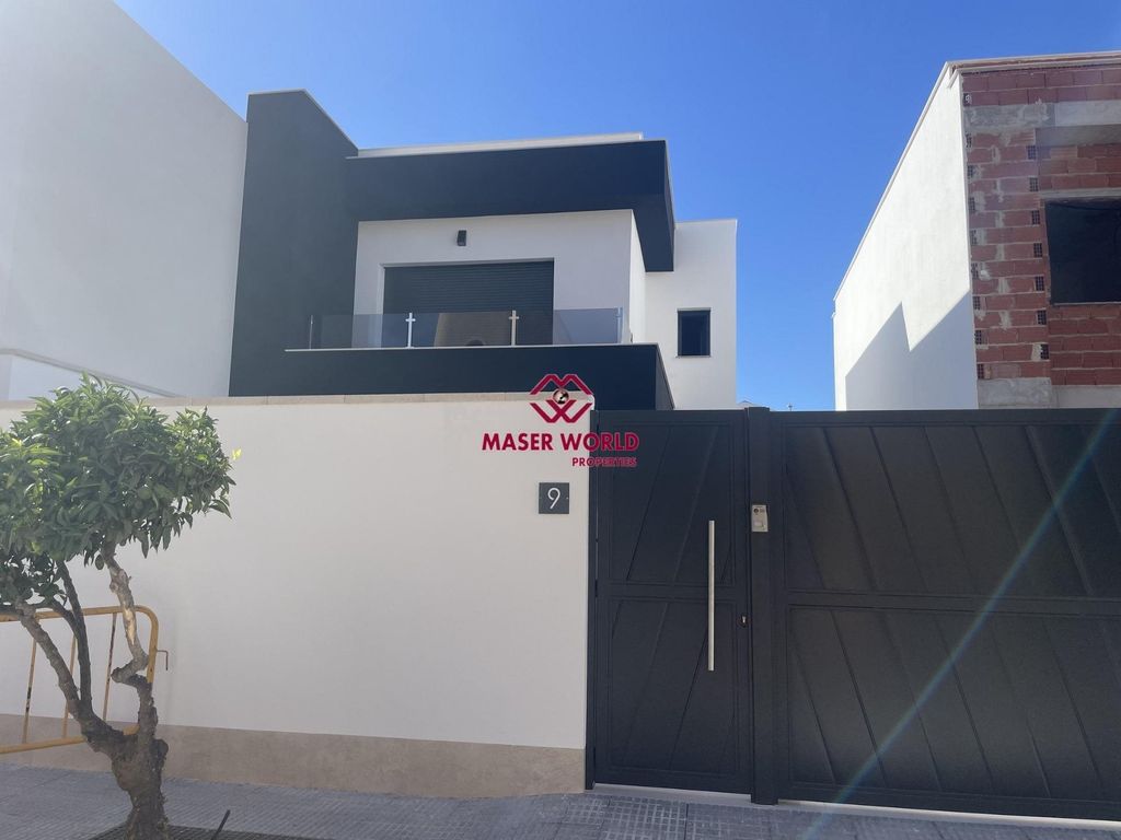 Property photo 2 of 50