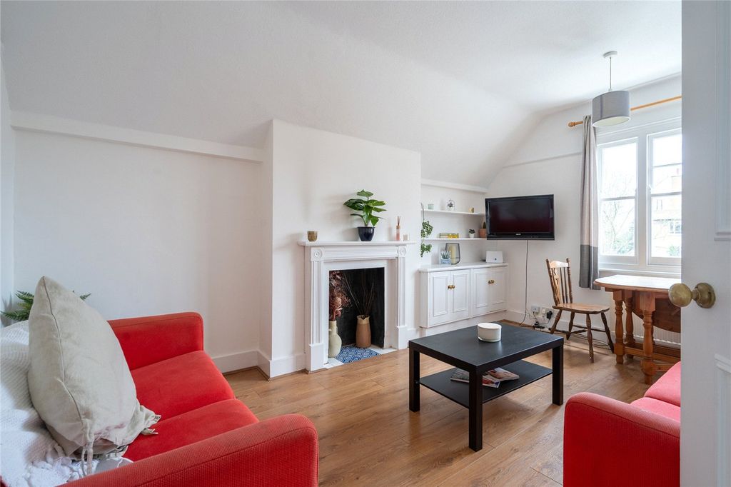 Property photo 2 of 10 Picture No. 16