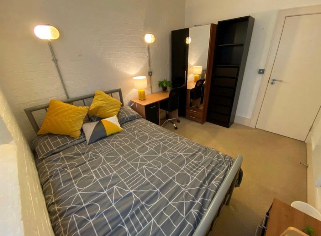 Property photo 2 of 13 Photo 1