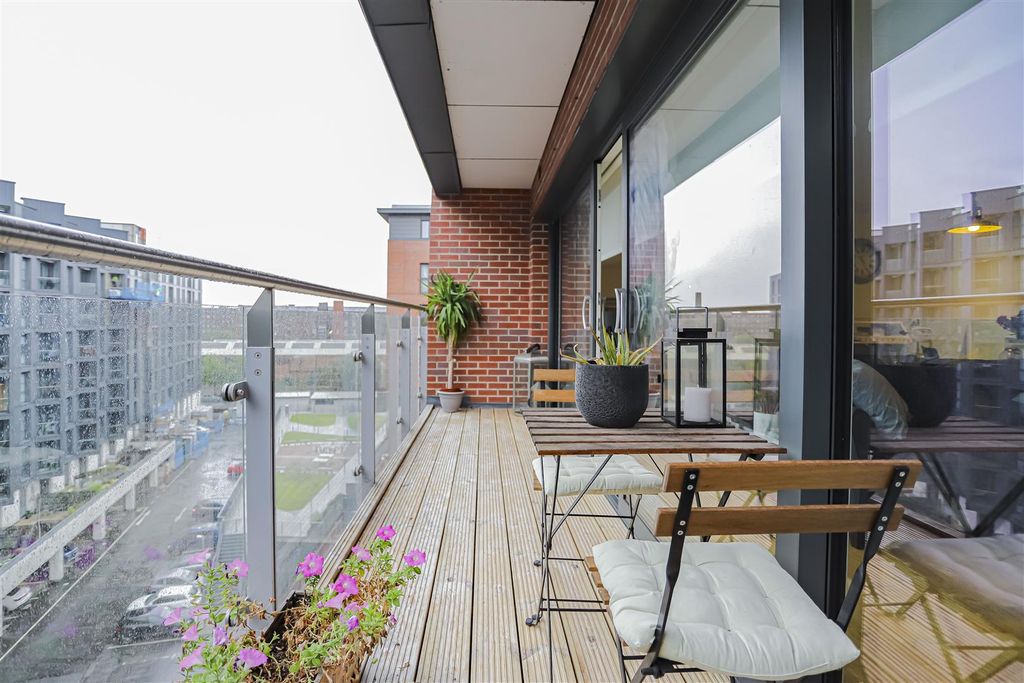 Property photo 1 of 28 6.Jpg