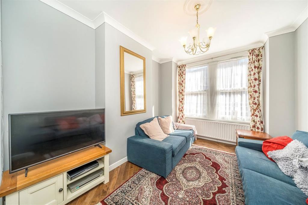 Property photo 2 of 11
