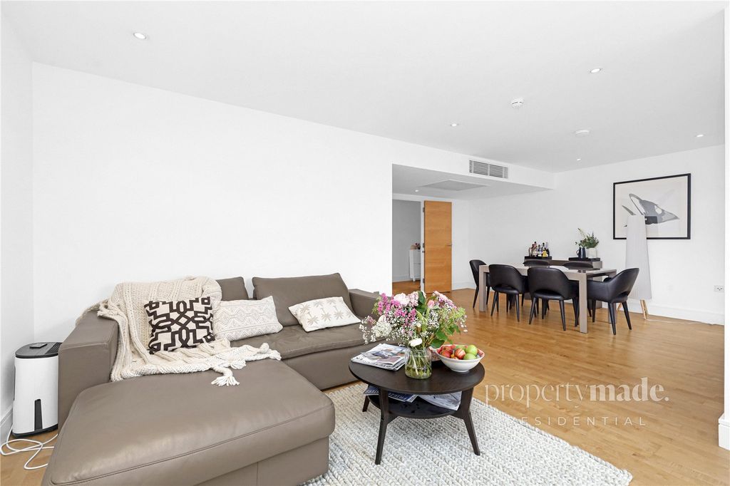 Property photo 1 of 23 Picture No. 19