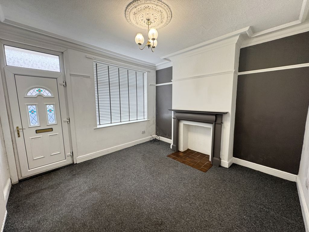 Property photo 3 of 11 Photo 31