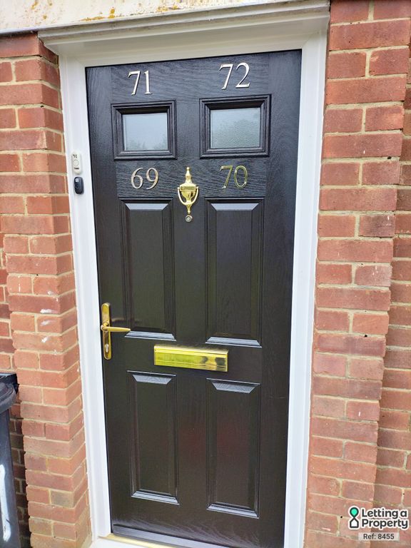 Property photo 3 of 10