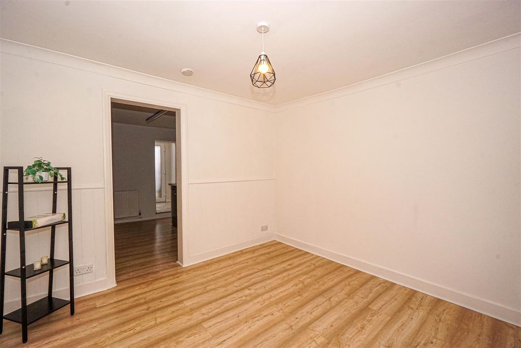 Property photo 3 of 11 Dsc02169.Jpg