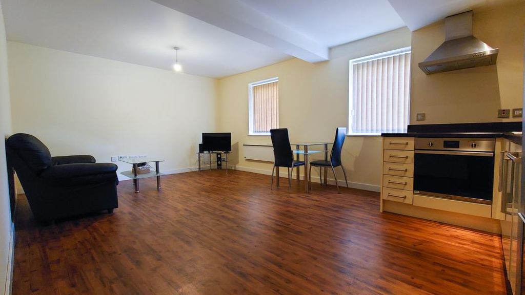 Property photo 2 of 7