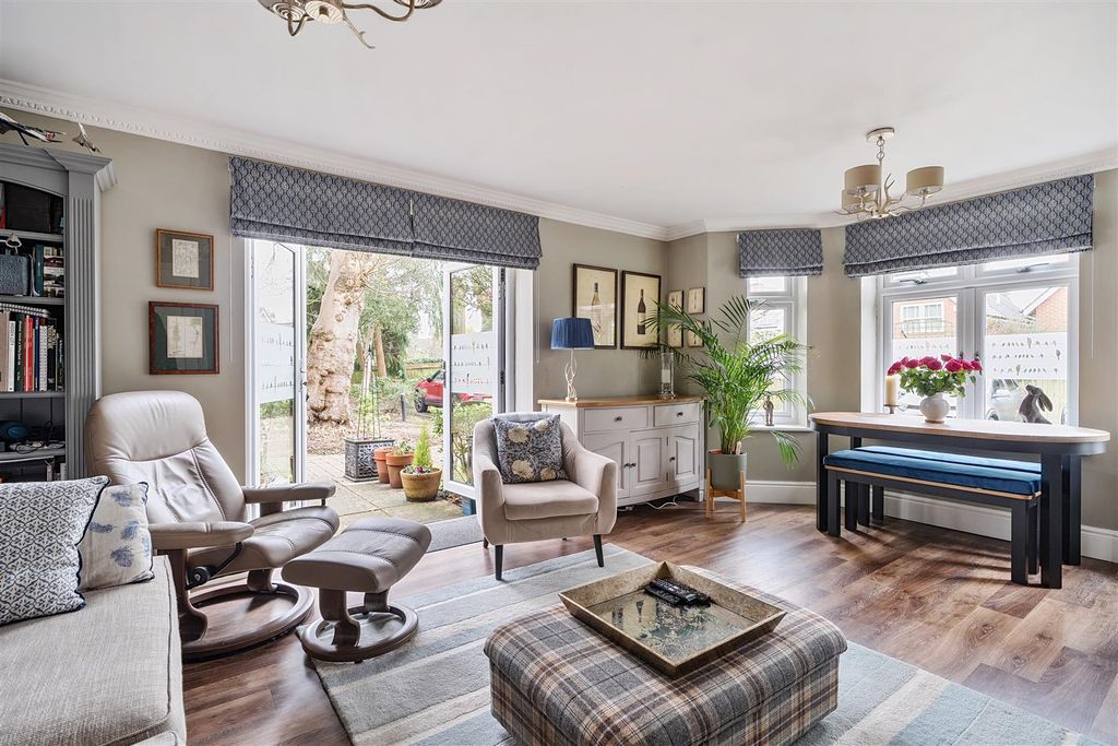 Property photo 2 of 26 Living Area